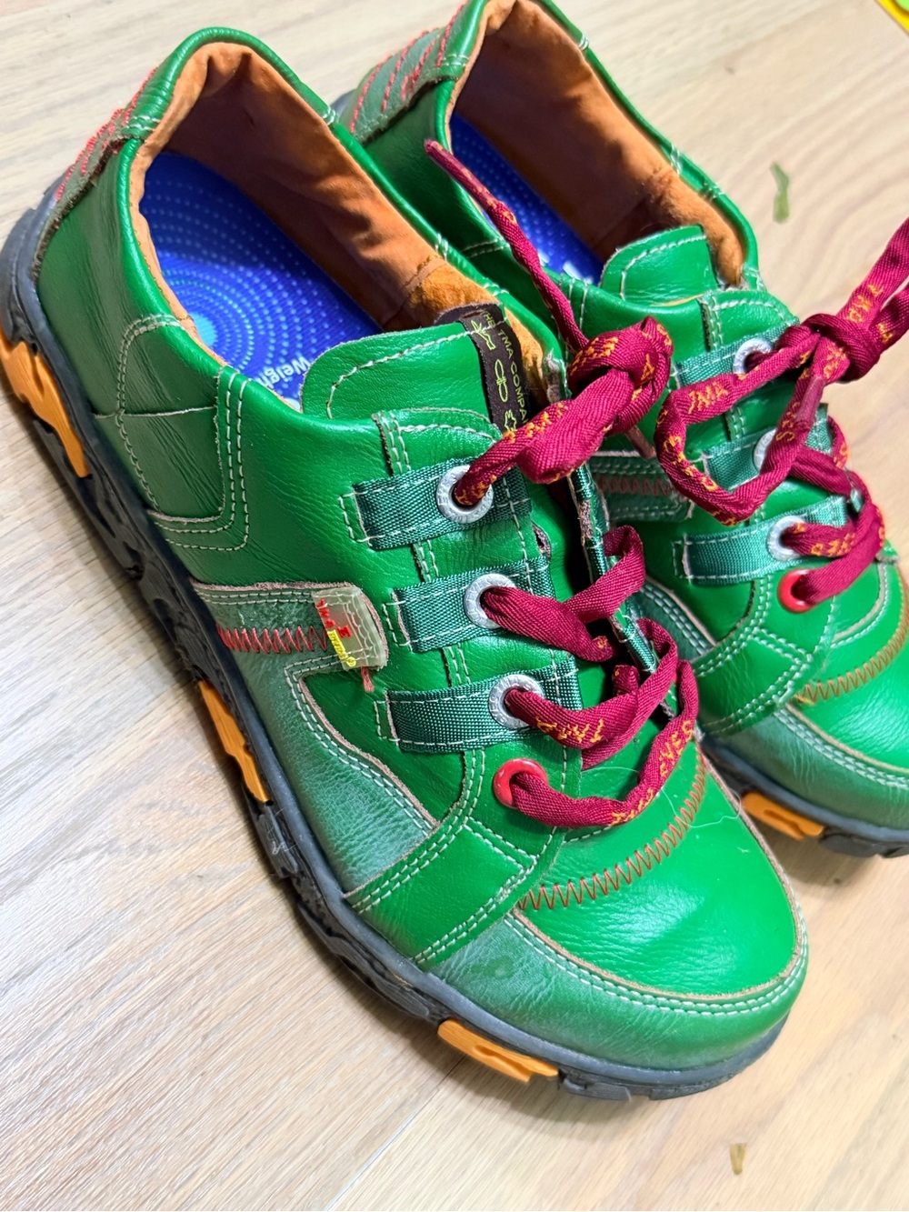 Men’s / Unisex TMA EYES Green Leather Patchwork Walking Shoes - Size 41